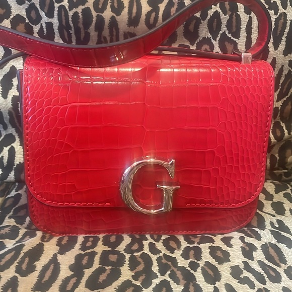 Guess red Corily red crock print mini crossbody flap bag - Picture 7 of 14